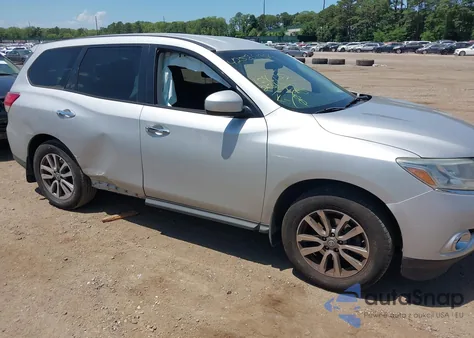2013 Nissan Pathfinder S из США, поврежденный, VIN 5N1AR2MM7DC615972